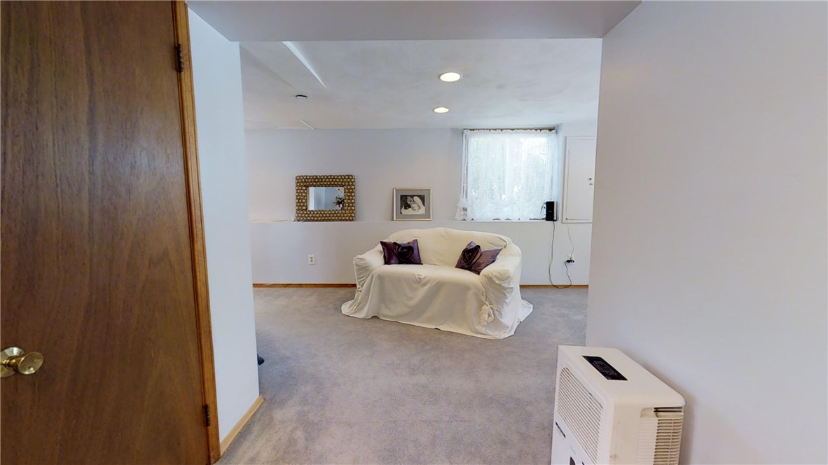 28 Goose Island Road Narragansett, RI 02882 - Photo 25 of 31