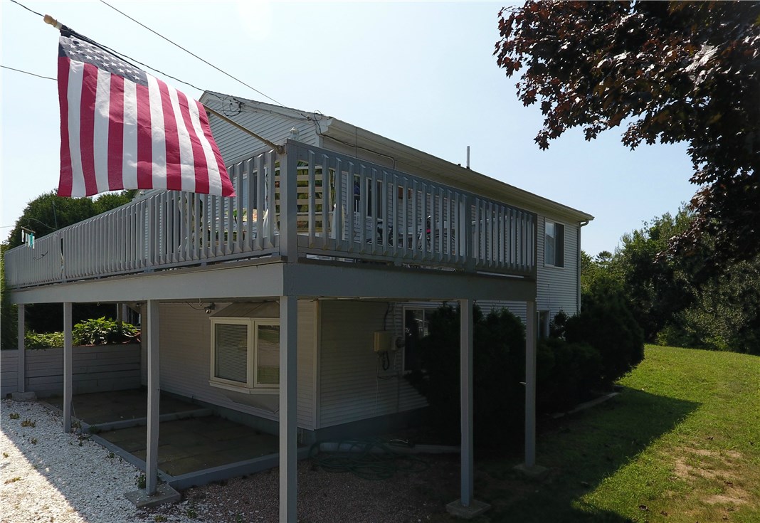 28 Goose Island Road Narragansett, RI 02882 - Photo 8 of 31