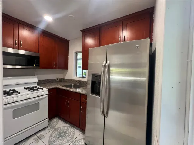 $1,650 | 1100 Winthrop Drive, Alhambra, CA 91803