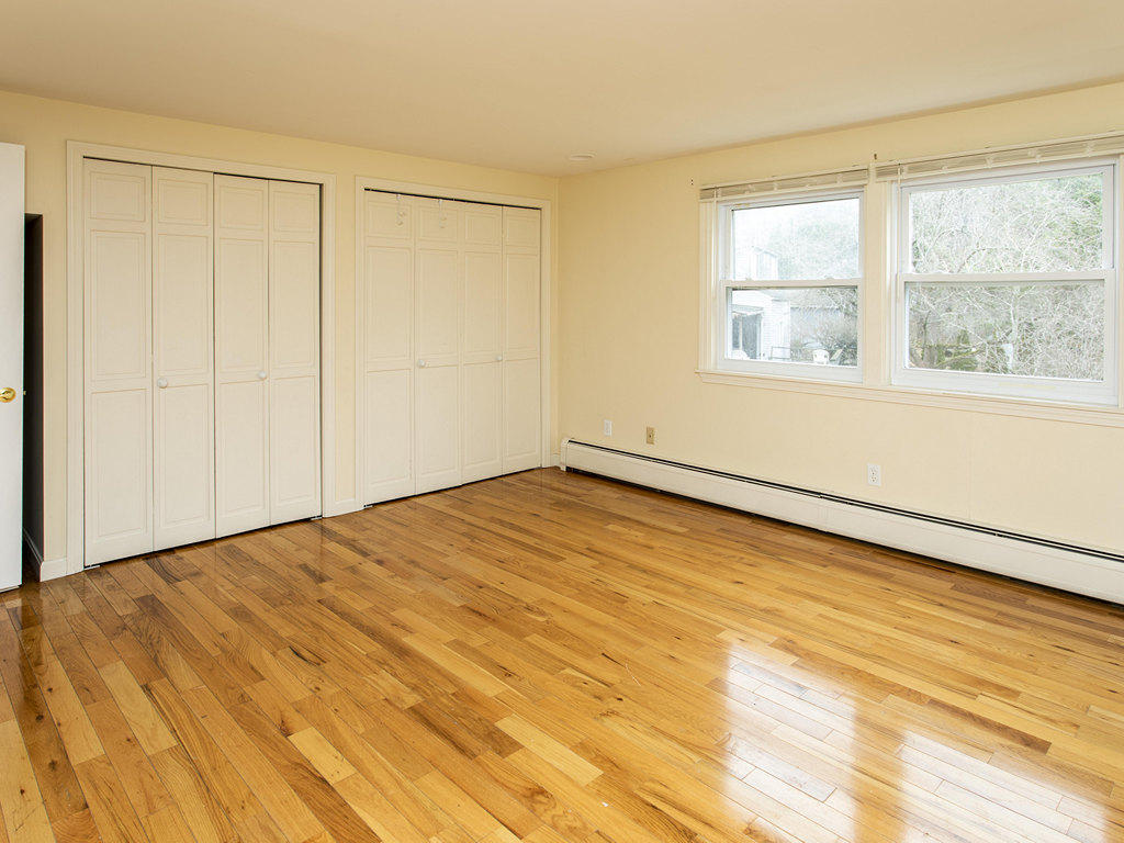 131 Dennett Street Portland, ME 04102 - Photo 5 of 23 IMG_3604