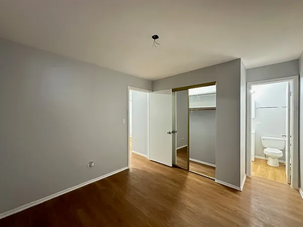 $1,425 | 4612 North Beacon Street, Unit 1G, Chicago, IL 60640