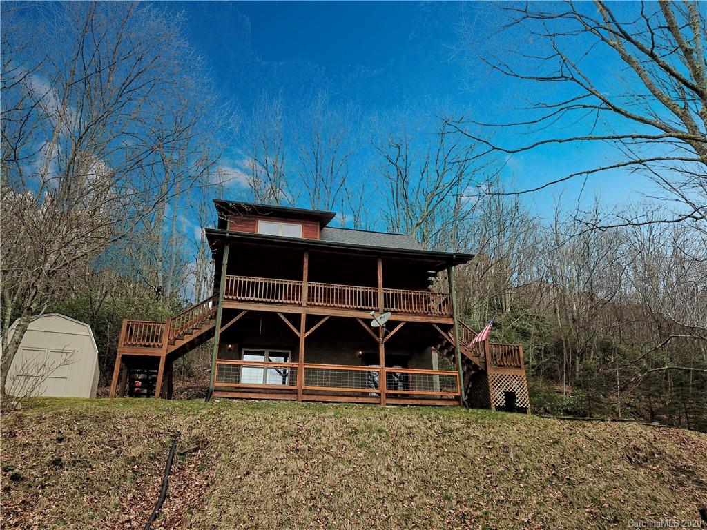 291 Leatherwood Road Maggie Valley, NC 28751 - Photo 3 of 42 Gallery Image 3