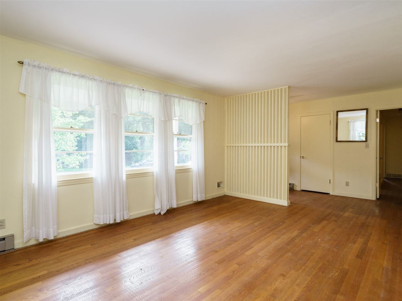 909 Currituck Drive Raleigh, NC 27609 - Photo 5 of 24 Photo 5