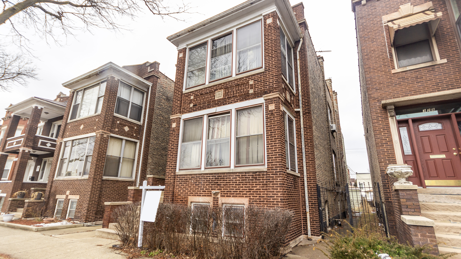 4330 West Cermak Road Chicago, IL 60623 - Photo 2 of 7