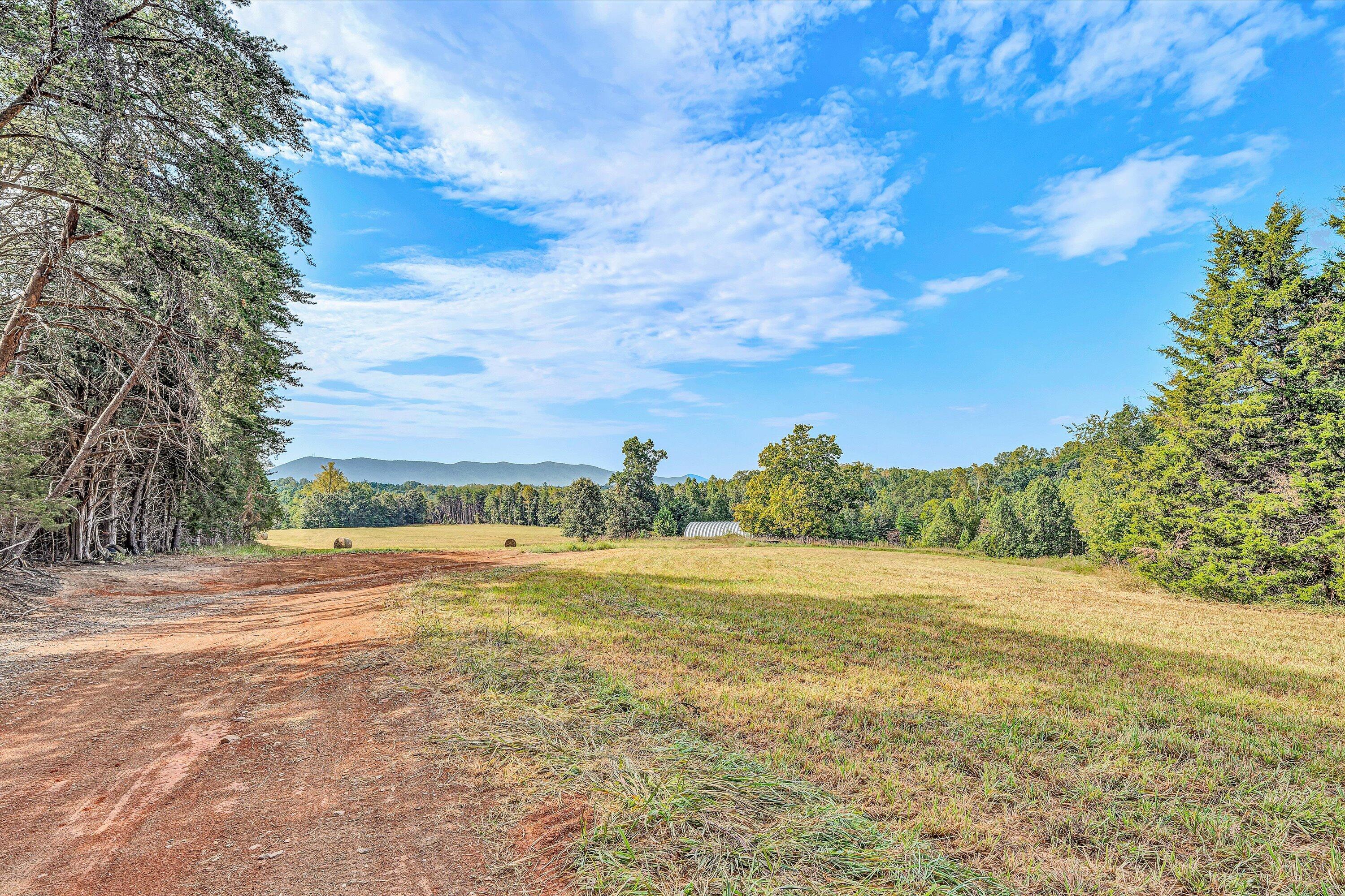 2 Pine Ridge Road Huddleston, VA 24104 - Photo 16 of 25 Pine Ridge Road (26)