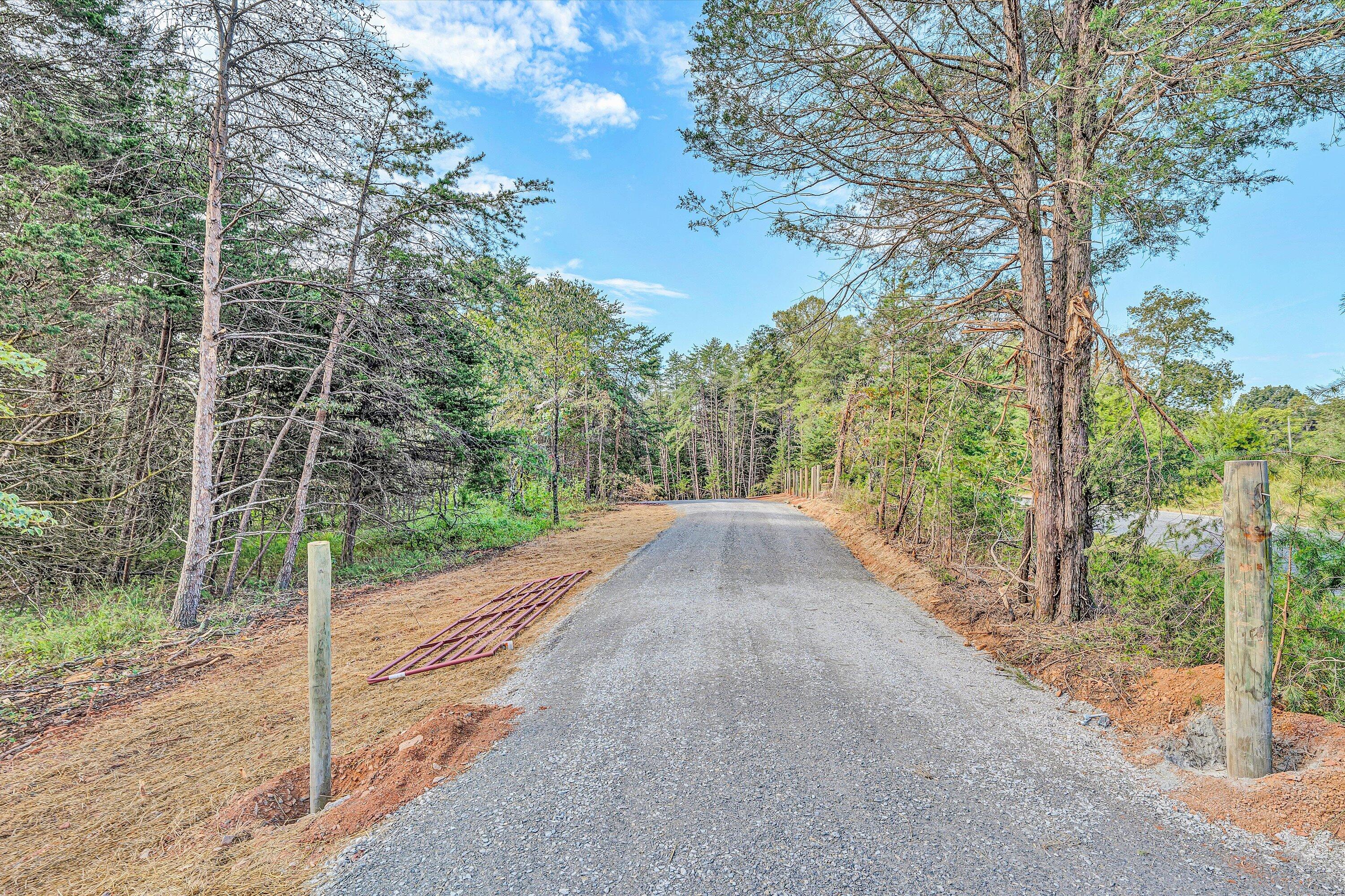 2 Pine Ridge Road Huddleston, VA 24104 - Photo 10 of 25 Pine Ridge Road (20)