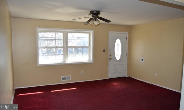 5436 Whitfield Chapel Road Lanham, MD 20706 - Photo 7 of 17 l)