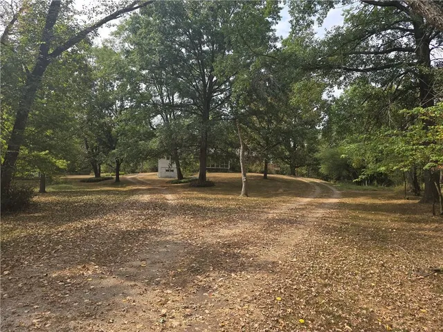 $345,000 | 345 Northwest 51st Road, Clinton, MO 64735