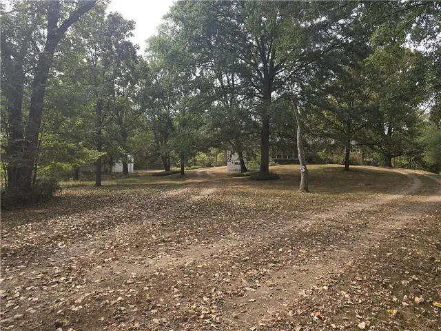 $345,000 | 345 Northwest 51st Road, Clinton, MO 64735