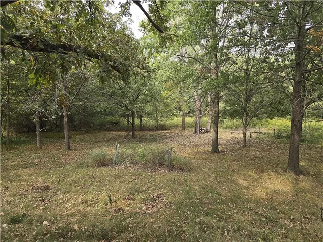 $345,000 | 345 Northwest 51st Road, Clinton, MO 64735