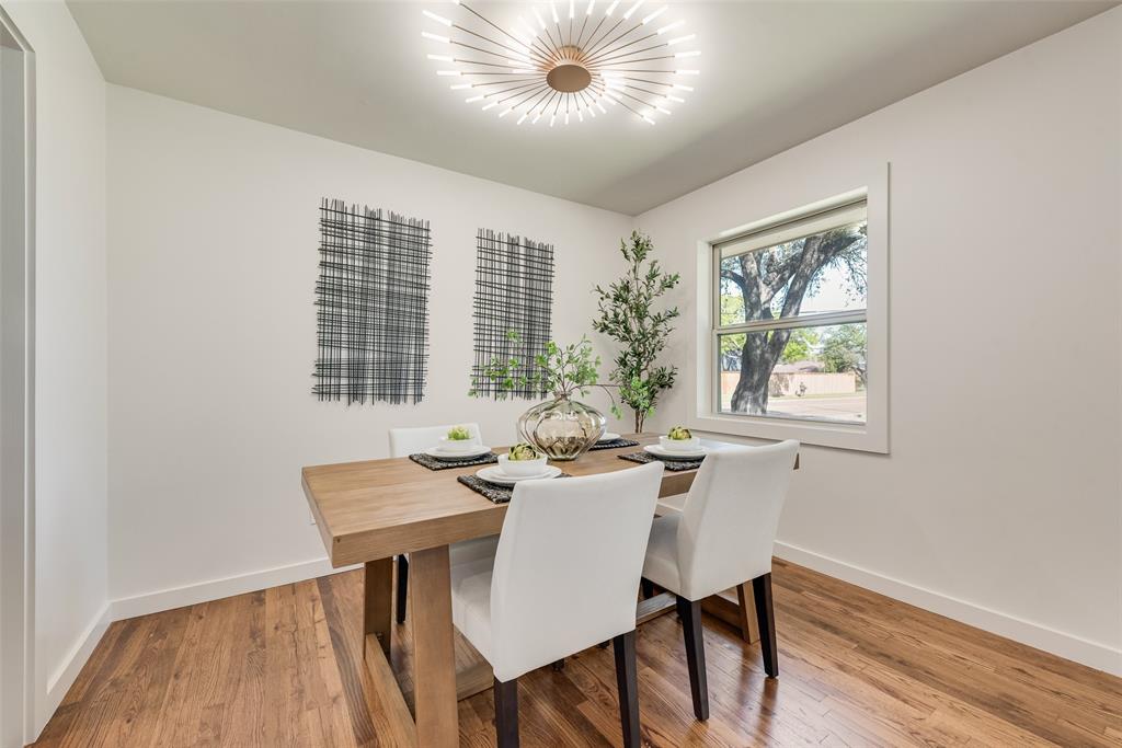 3106 Sharpview Lane Dallas, TX 75228 - Photo 7 of 31 a dining room with furniture and window