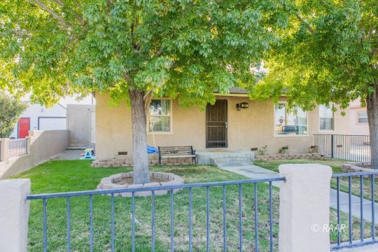 304 North Balsam Street Ridgecrest, CA 93555 - Photo 4 of 31 Gallery Image 4