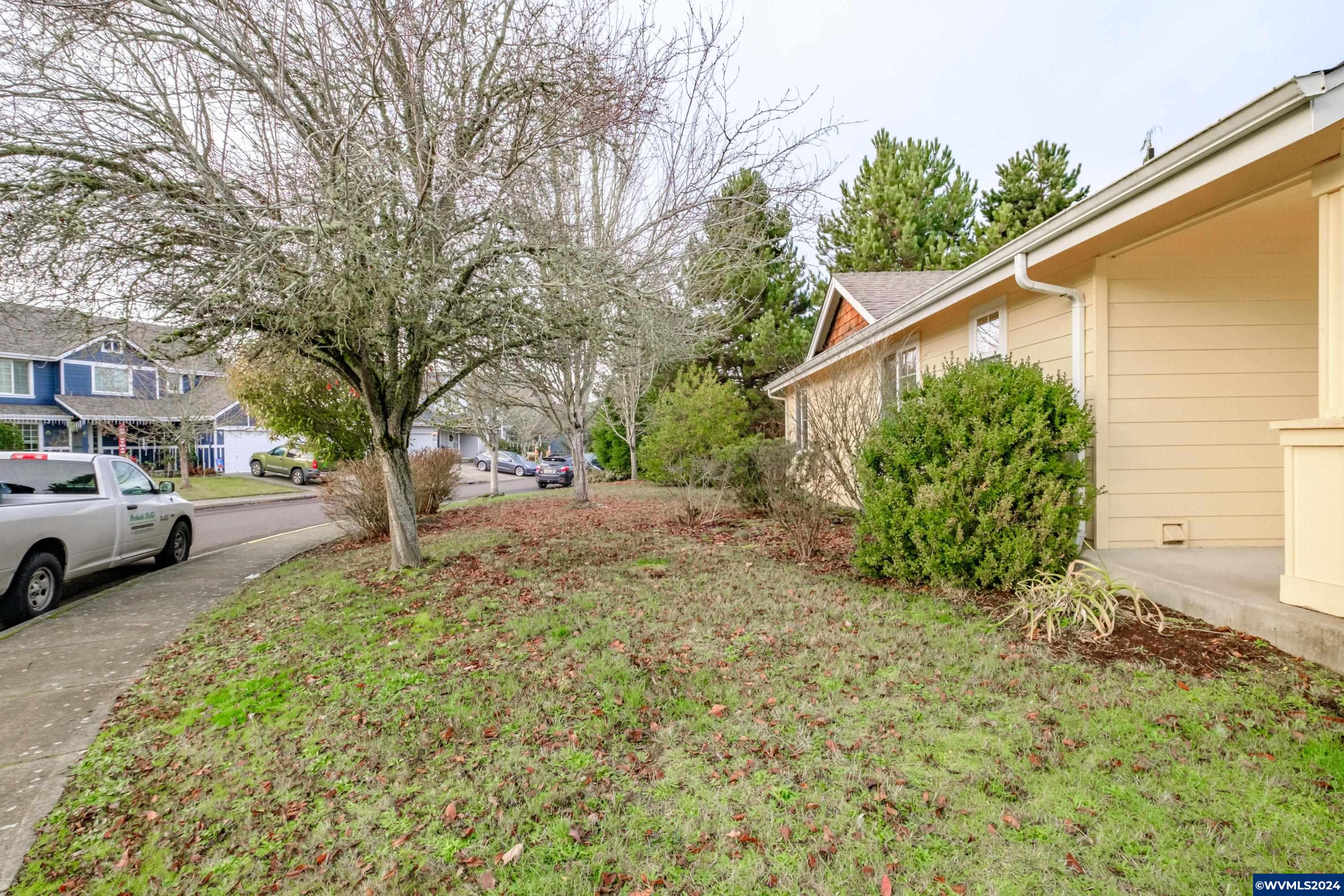 1617 Southwest Elk Circle Albany, OR 97321 - Photo 40 of 46 Gallery Image 40