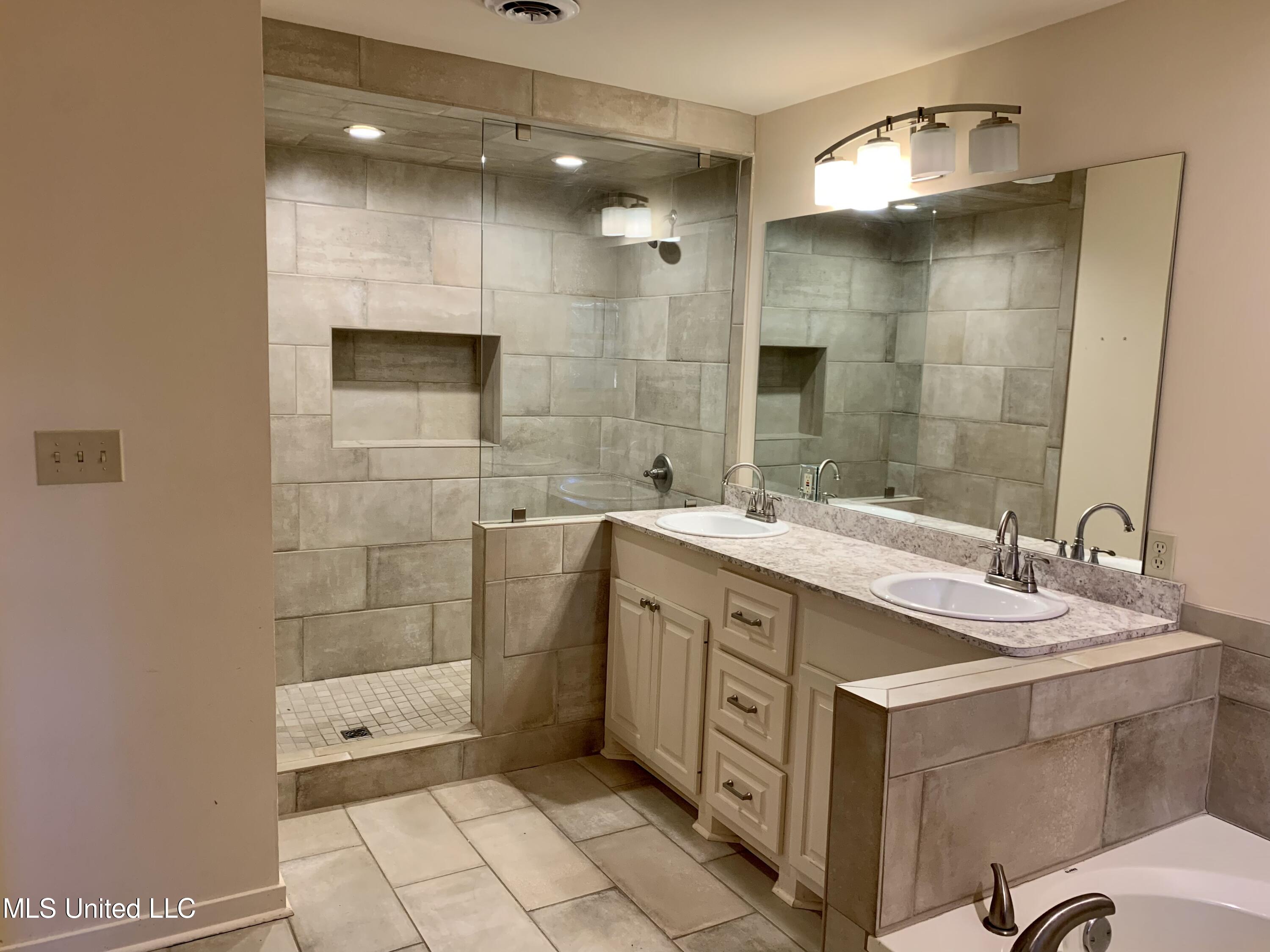 1089 Gallatin Road Crystal Springs, MS 39059 - Photo 18 of 40 9548258B-F5CF-46D4-96B3-D77901D18B2A