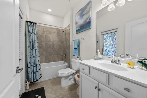 $579,999 | 20930 Valore Court, Venice, FL 34293