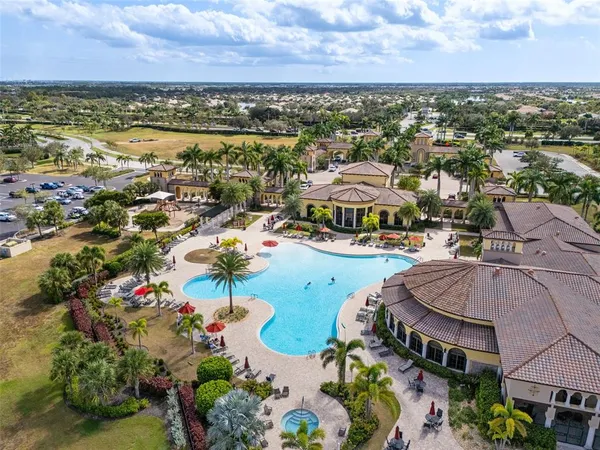 $579,999 | 20930 Valore Court, Venice, FL 34293