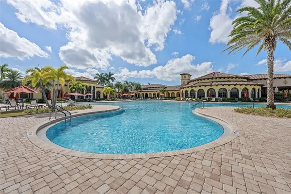 $579,999 | 20930 Valore Court, Venice, FL 34293