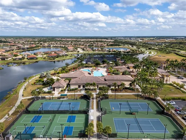 $579,999 | 20930 Valore Court, Venice, FL 34293