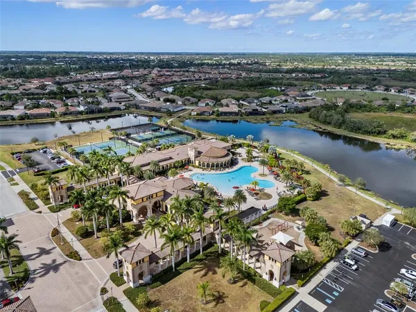 $579,999 | 20930 Valore Court, Venice, FL 34293