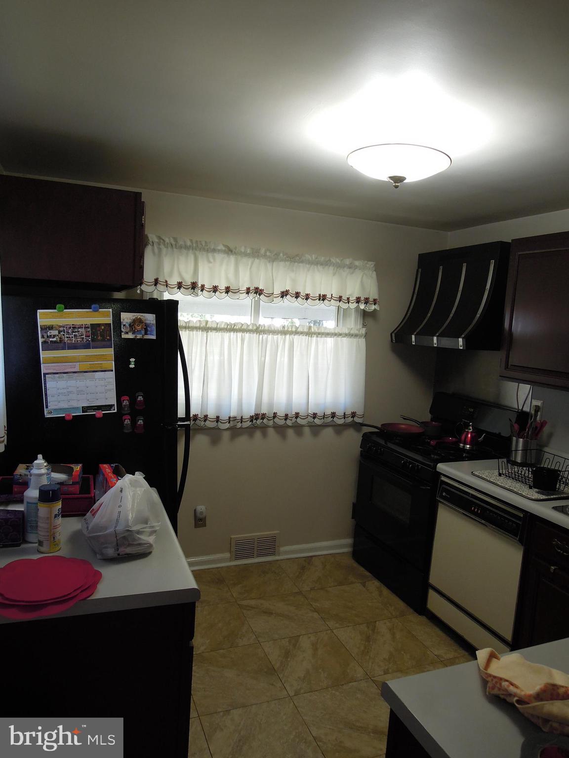 33 Sharps Lane Hamilton, NJ 08610 - Photo 20 of 23