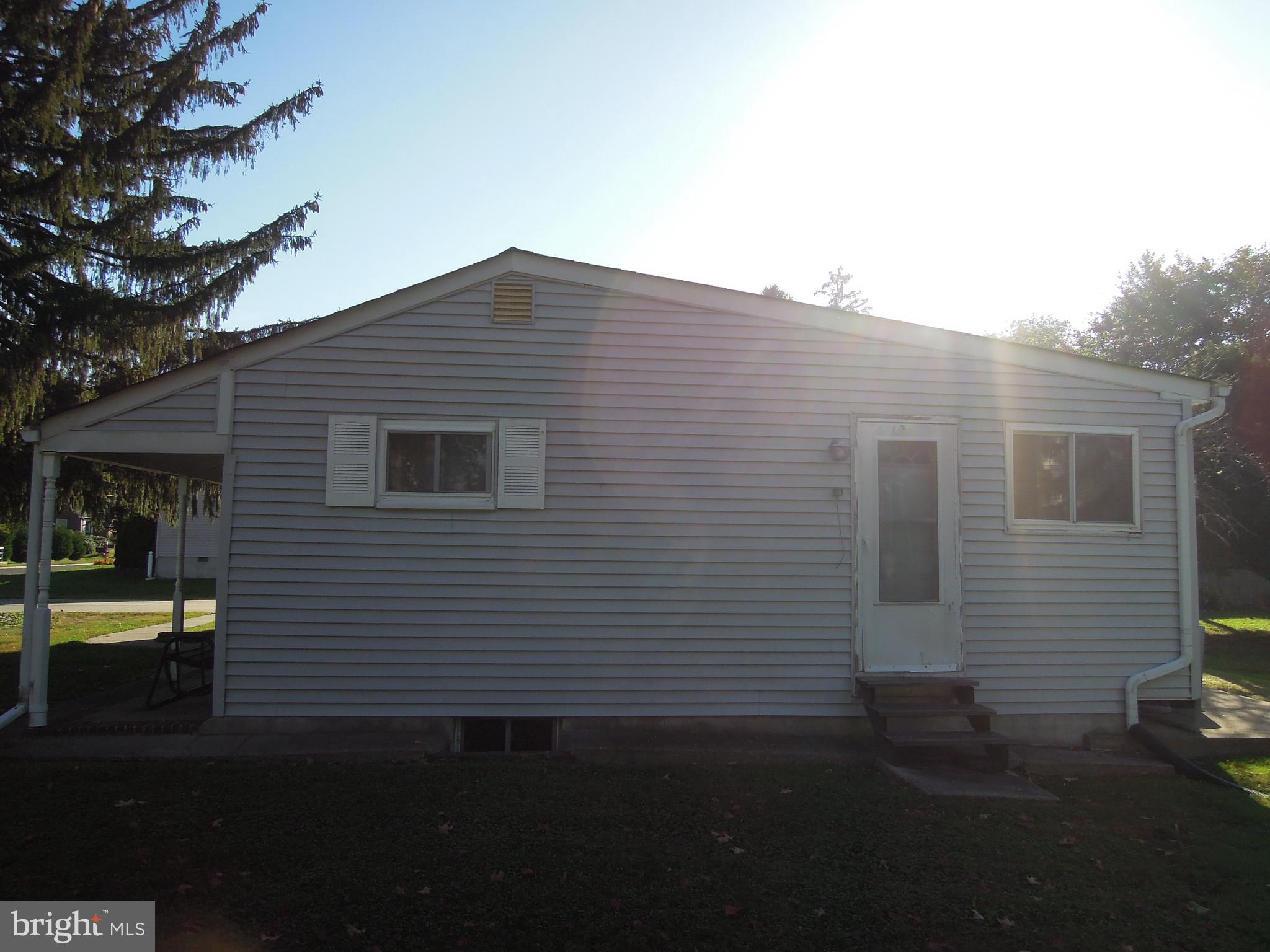 33 Sharps Lane Hamilton, NJ 08610 - Photo 3 of 23