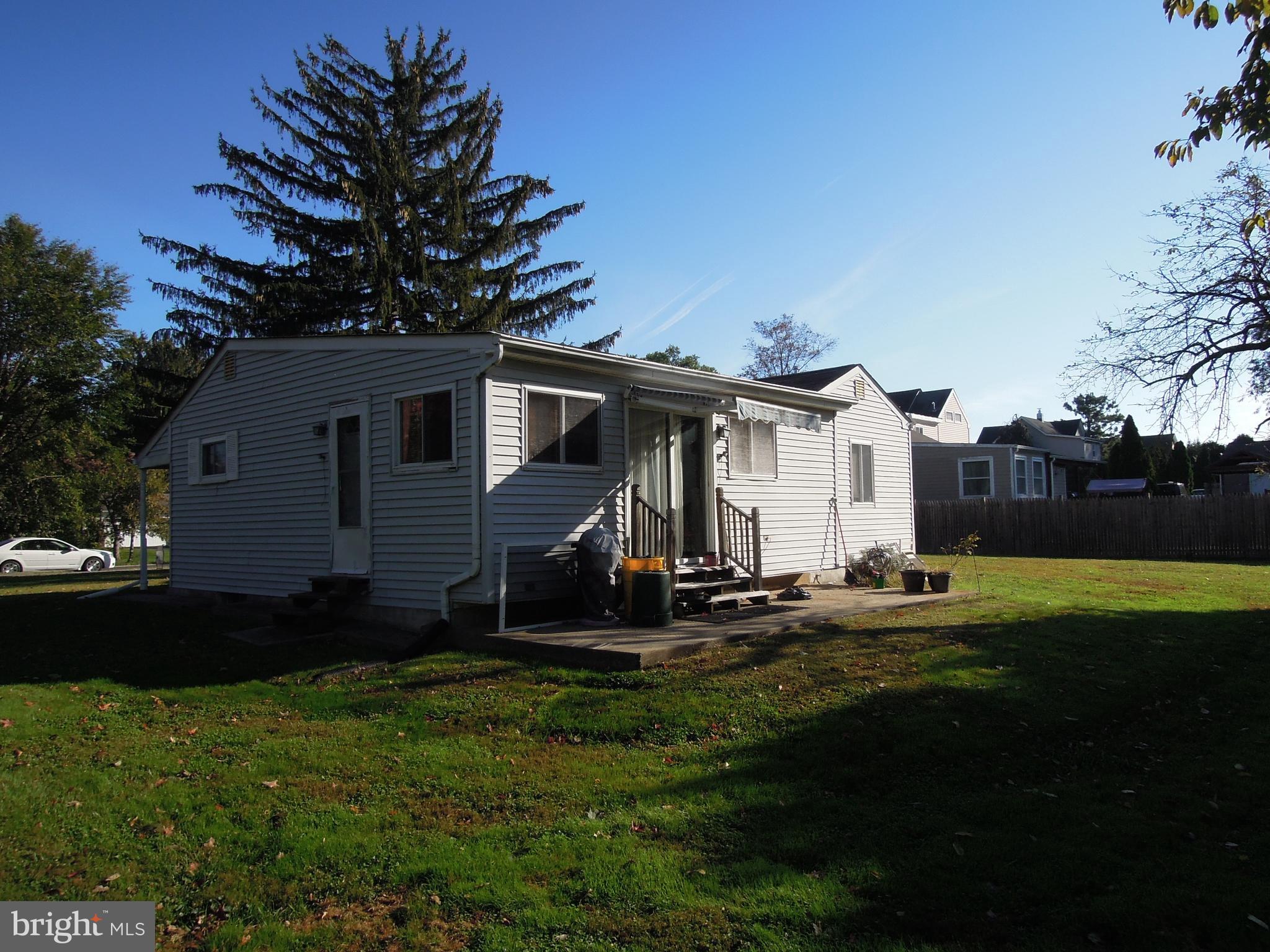 33 Sharps Lane Hamilton, NJ 08610 - Photo 7 of 23