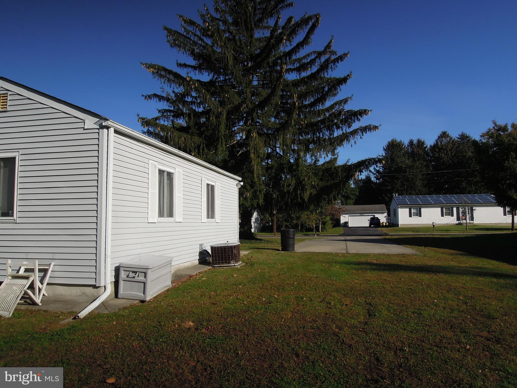 33 Sharps Lane Hamilton, NJ 08610 - Photo 9 of 23