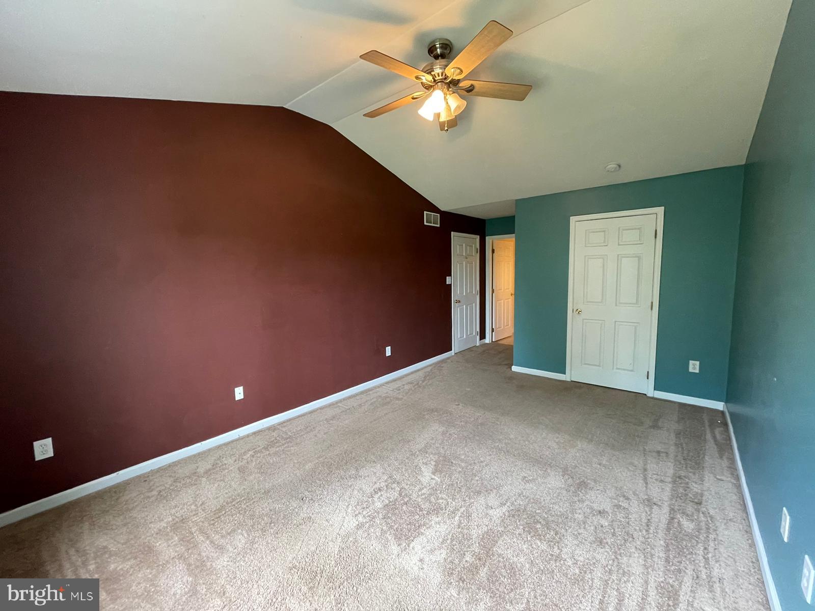 138 Threadleaf Terrace Burlington, NJ 08016 - Photo 10 of 17