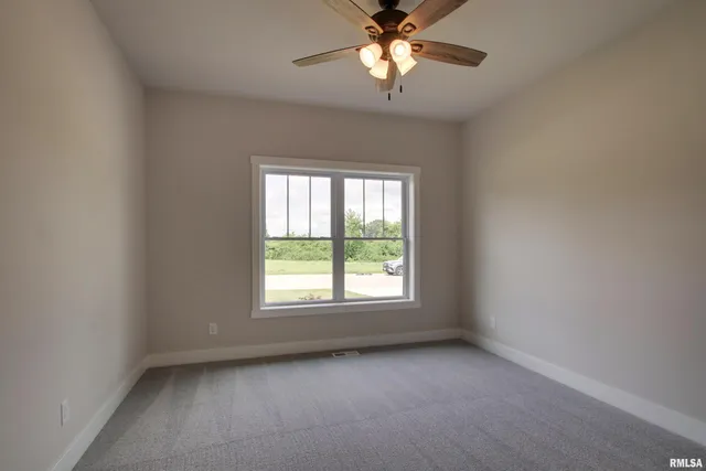 $409,000 | 2500 Taylor Drive, Quincy, IL 62305