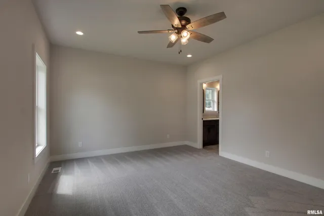 $409,000 | 2500 Taylor Drive, Quincy, IL 62305