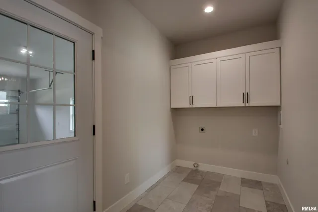 $409,000 | 2500 Taylor Drive, Quincy, IL 62305