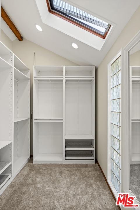 6370 Riggs Place Los Angeles, CA 90045 - Photo 12 of 30