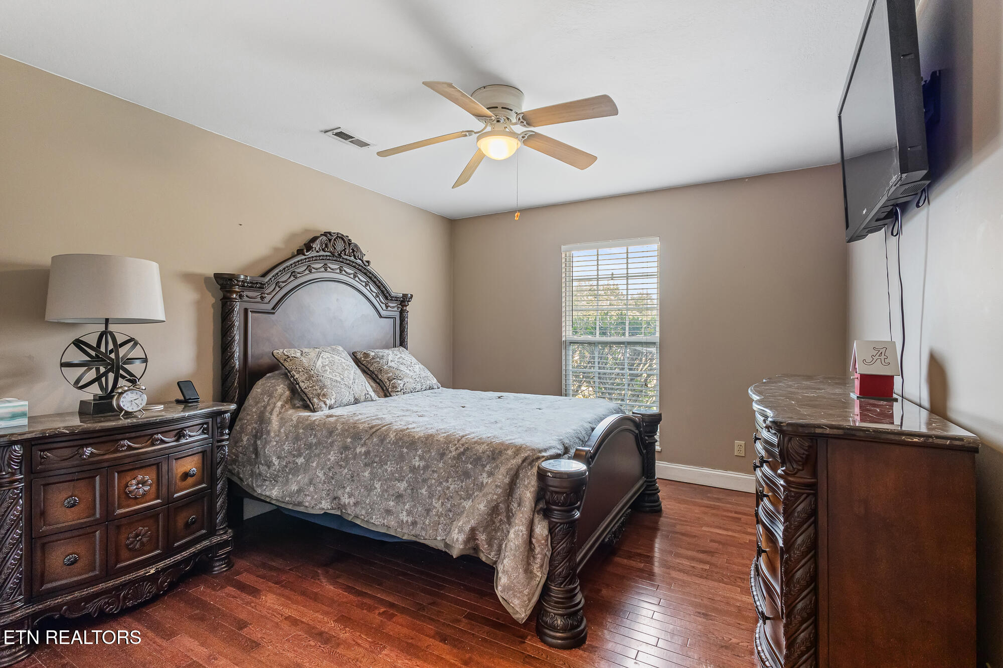 5545 J Riley W Drive Greenback, TN 37742 - Photo 22 of 37 5545 West J Riley Dr-1