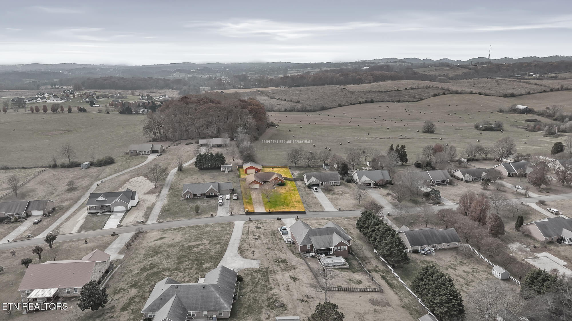 5545 J Riley W Drive Greenback, TN 37742 - Photo 31 of 37 5545 West J Riley Dr-31