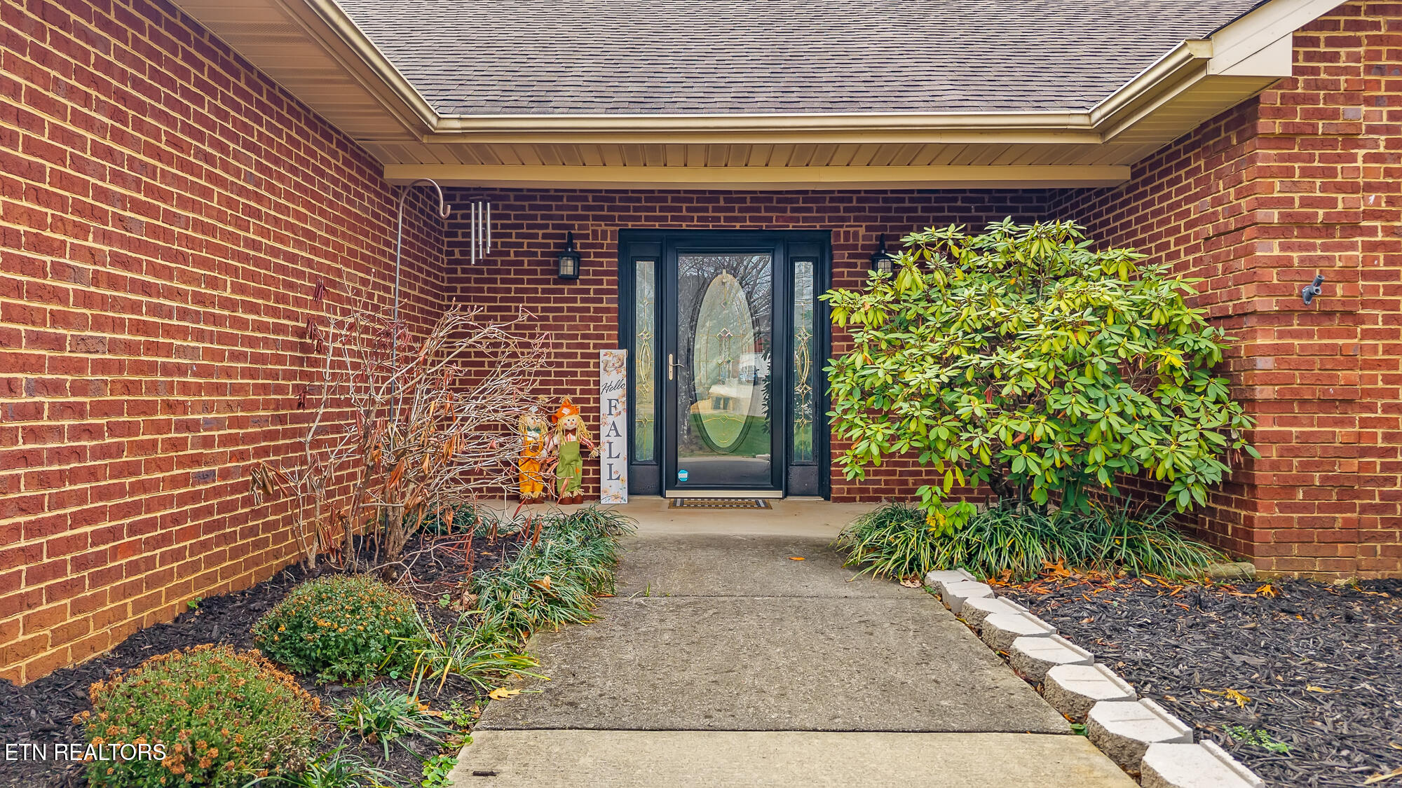 5545 J Riley W Drive Greenback, TN 37742 - Photo 4 of 37 5545 West J Riley Dr-36