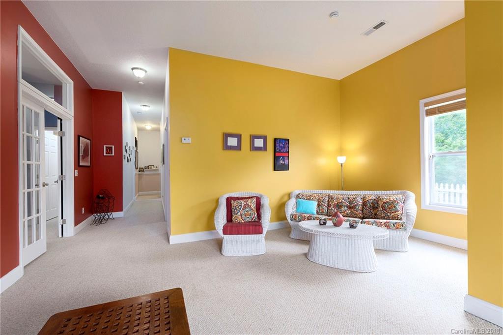 110 Dalya Road Swannanoa, NC 28778 - Photo 18 of 28 Gallery Image 18