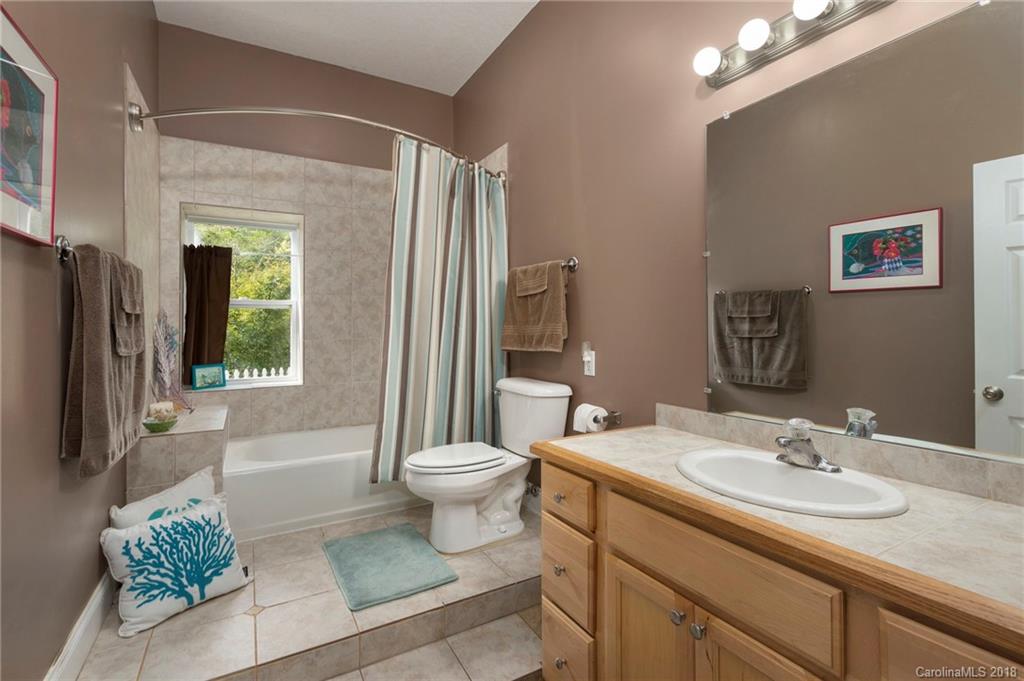 110 Dalya Road Swannanoa, NC 28778 - Photo 22 of 28 Gallery Image 22