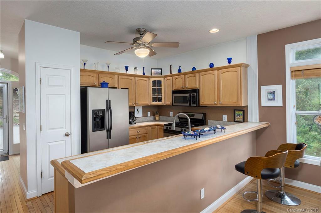 110 Dalya Road Swannanoa, NC 28778 - Photo 10 of 28 Gallery Image 10
