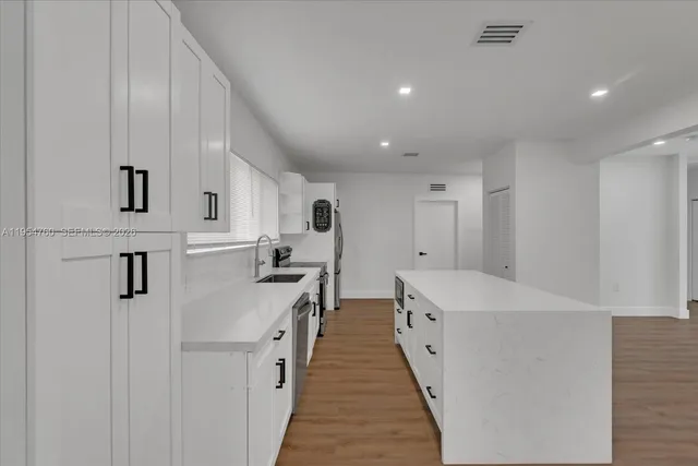 $3,400 | 1733 Northwest 16th Street, Unit 1, Miami, FL 33125