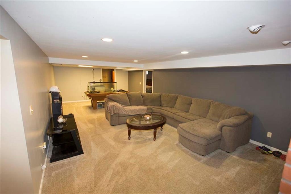 106 Johnston Road Pittsburgh, PA 15241 - Photo 14 of 21 Gallery Image 14
