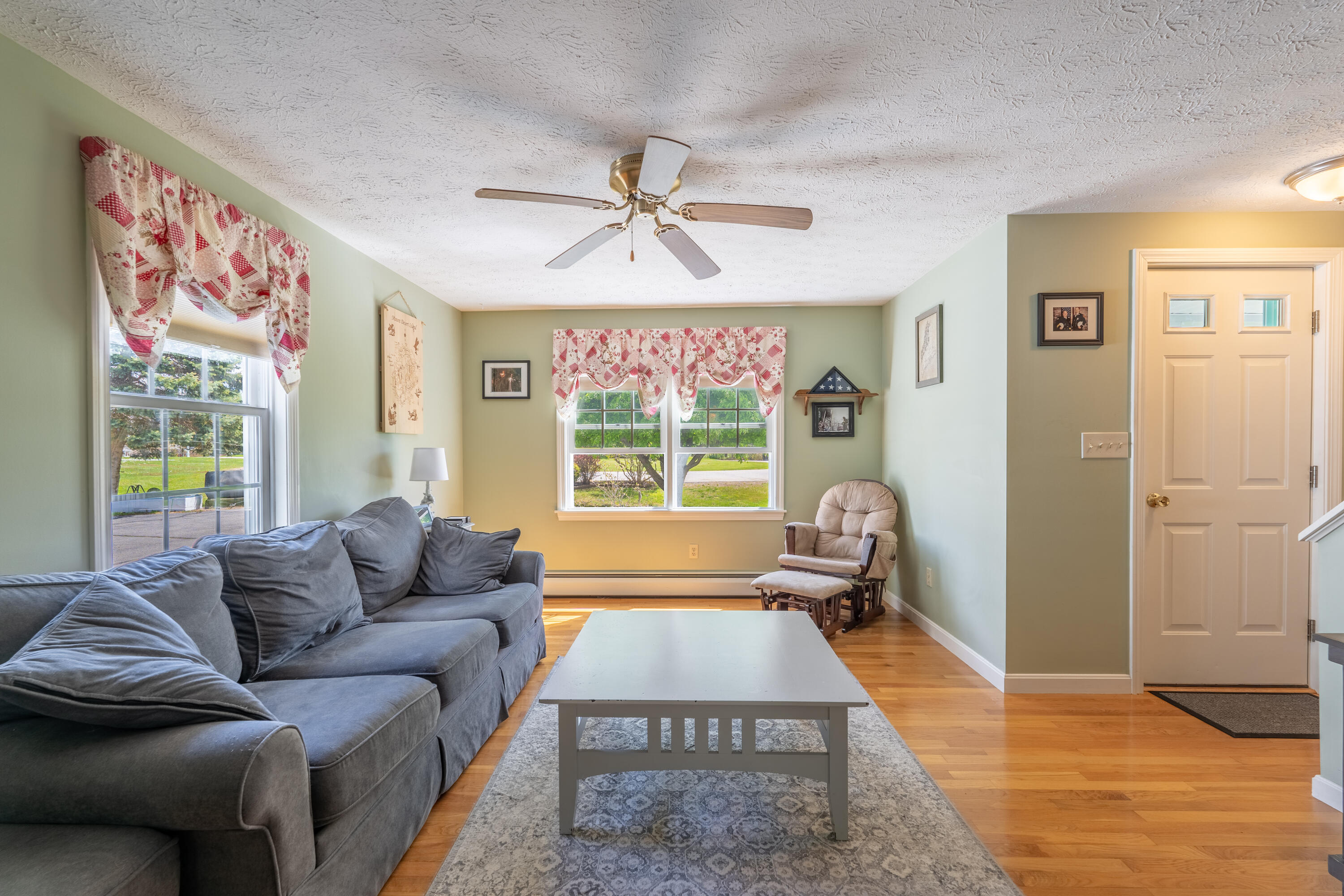 7 Cornfield Drive Springvale, ME 04083 - Photo 8 of 19 DSC02472-HDR