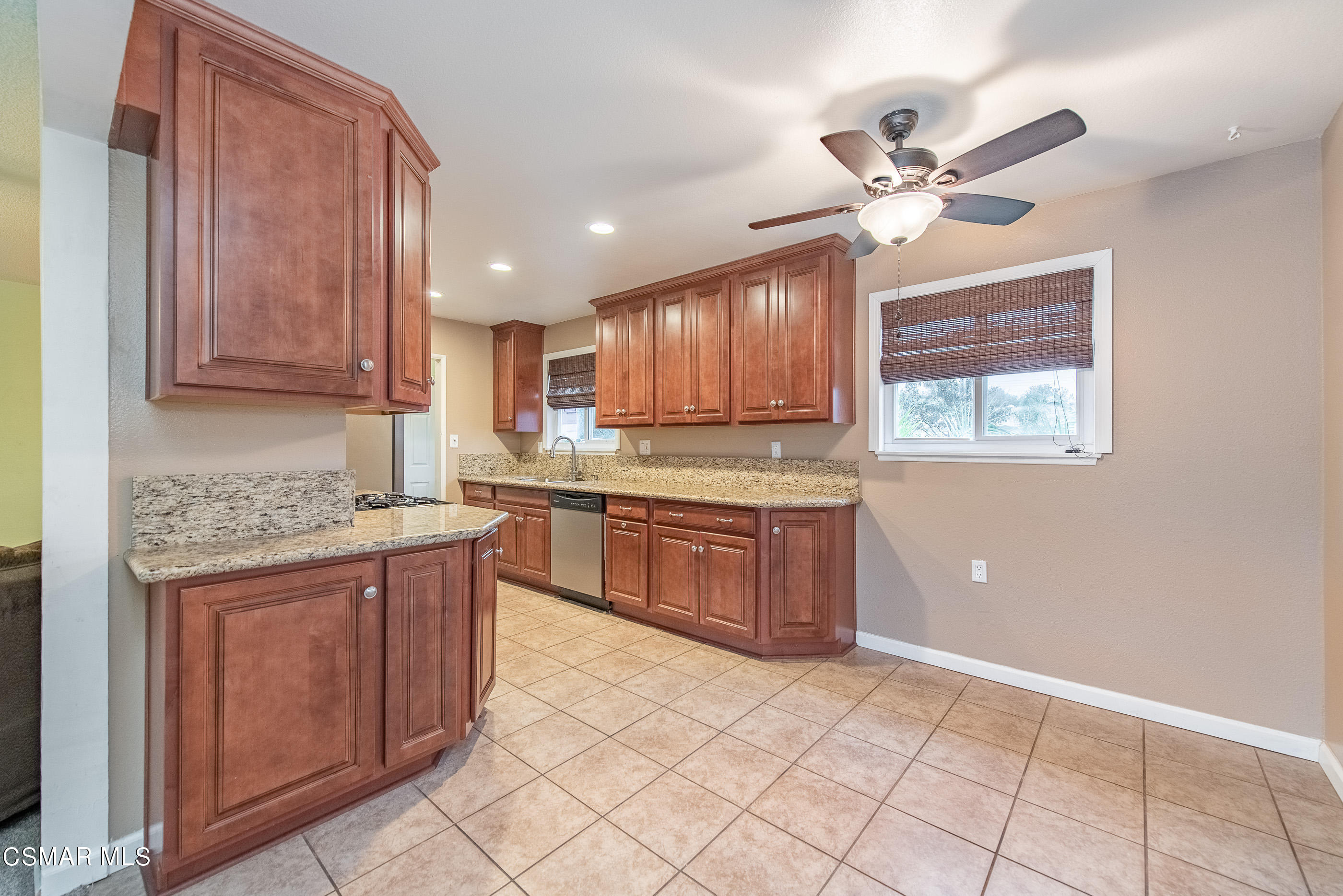 4063 Helene Street Simi Valley, CA 93063 - Photo 8 of 24 4063 Helene St Simi Valley-8