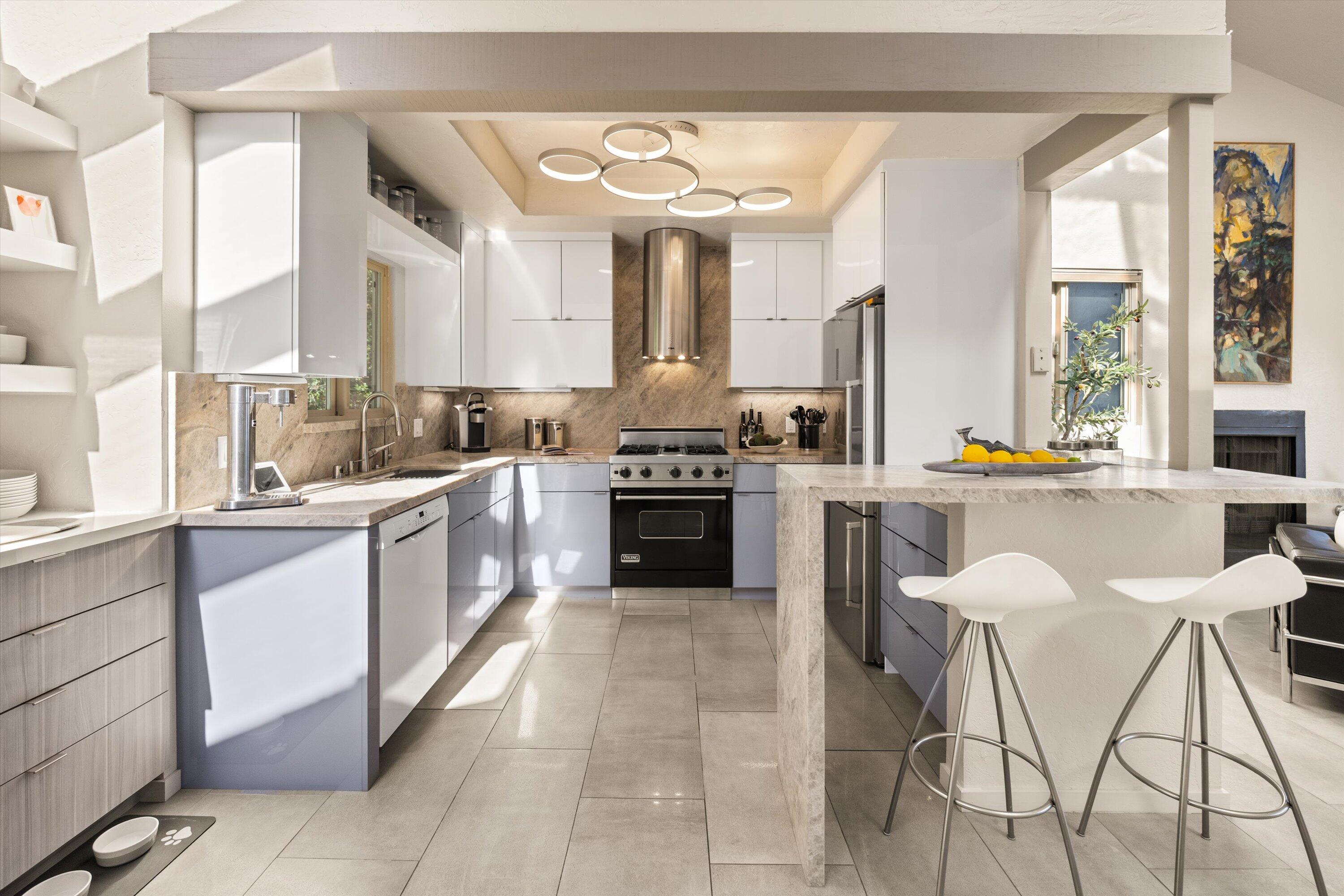 840 Cheltenham Road Santa Barbara, CA 93105 - Photo 14 of 36 Kitchen
