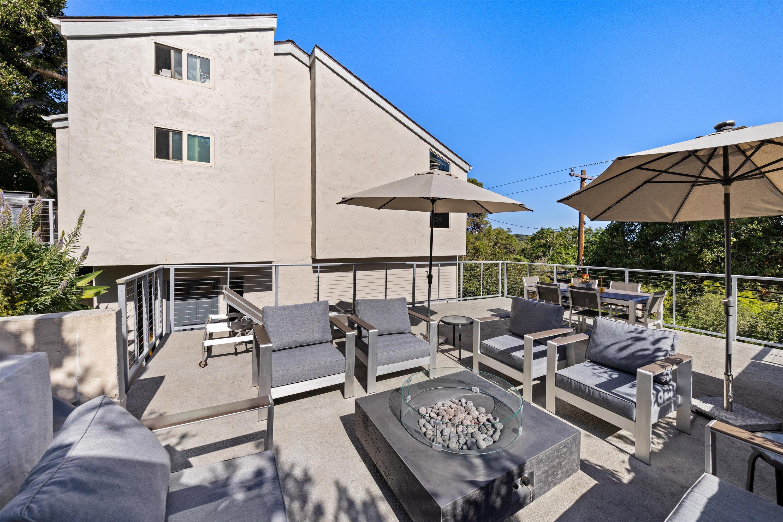 840 Cheltenham Road Santa Barbara, CA 93105 - Photo 29 of 36 Deck