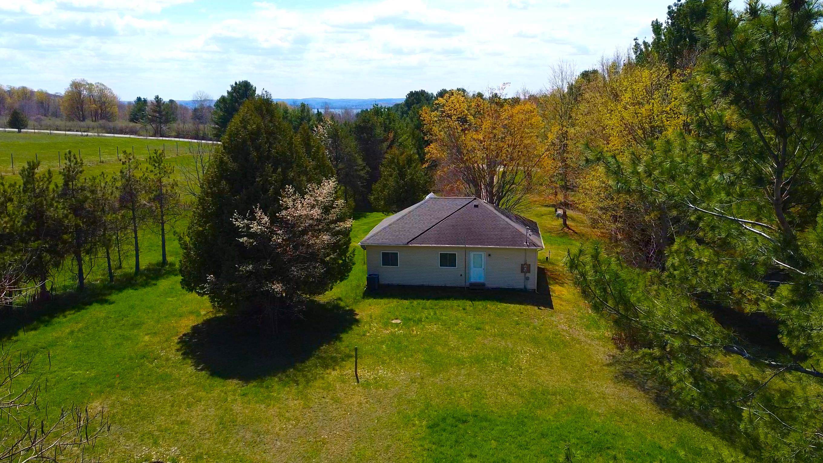12850 Miller Road Rapid City, MI 49676 - Photo 11 of 41