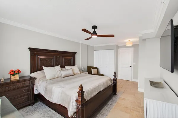 $5,500 | 4511 South Ocean Boulevard, Unit 807, Highland Beach, FL 33487