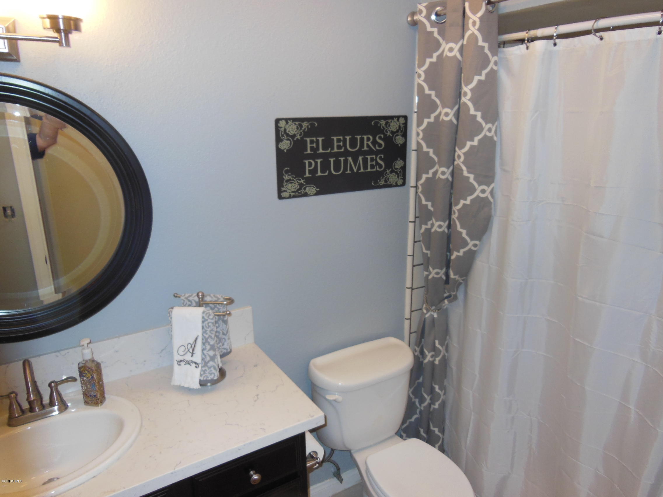 5243 Mildred Street Simi Valley, CA 93063 - Photo 13 of 23 DSCN2559