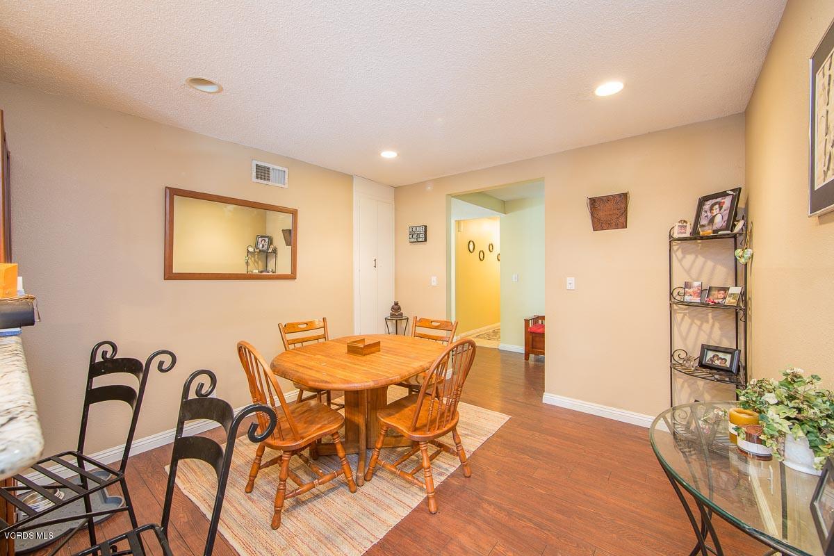 5243 Mildred Street Simi Valley, CA 93063 - Photo 4 of 23 5243Mildred-7