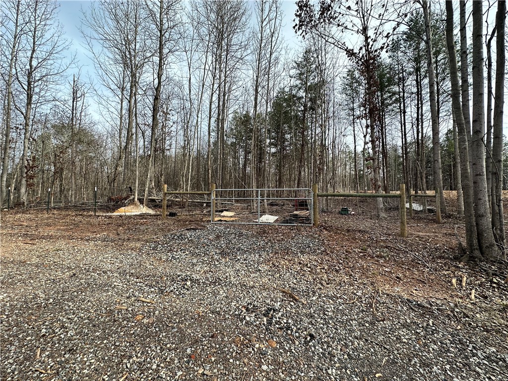 340 Rock Hill Road Fair Play, SC 29643 - Photo 10 of 28 Gallery Image 10