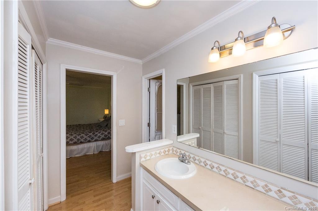 11026 Painted Tree Road Charlotte, NC 28226 - Photo 11 of 19 Gallery Image 11